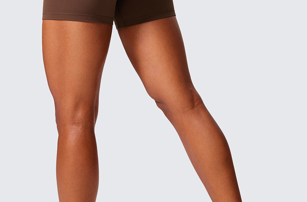 CRZ YOGA Women's Scrunch Butt Shorts 4" - No Front Seam Black