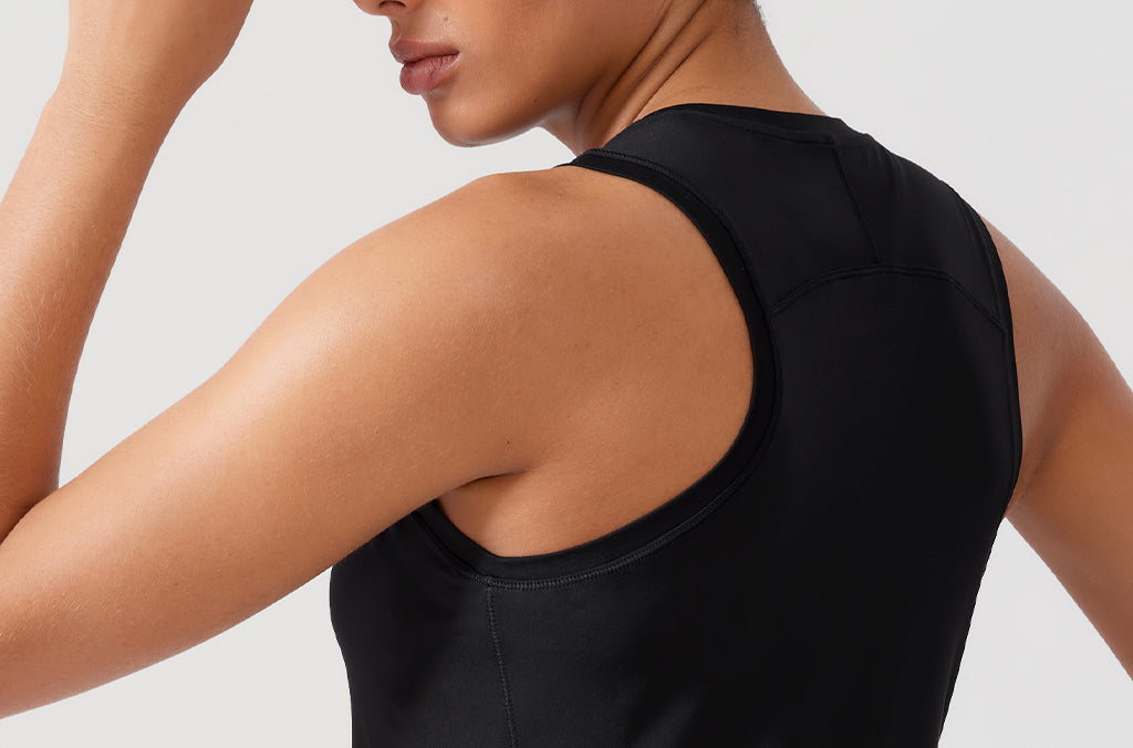 CRZ YOGA Women's Lightweight Racerback Tank Top Black