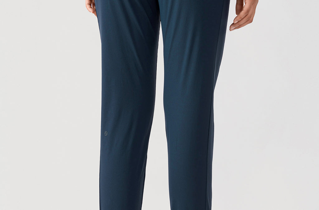 CRZ YOGA Women's Ripstop Jogger with Pockets 27.5" True Navy